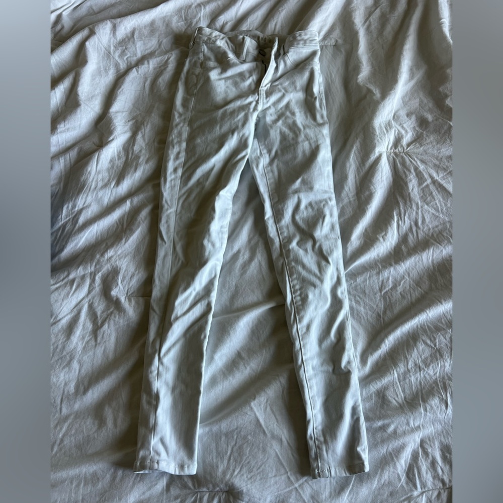 Womens white jeans size 2